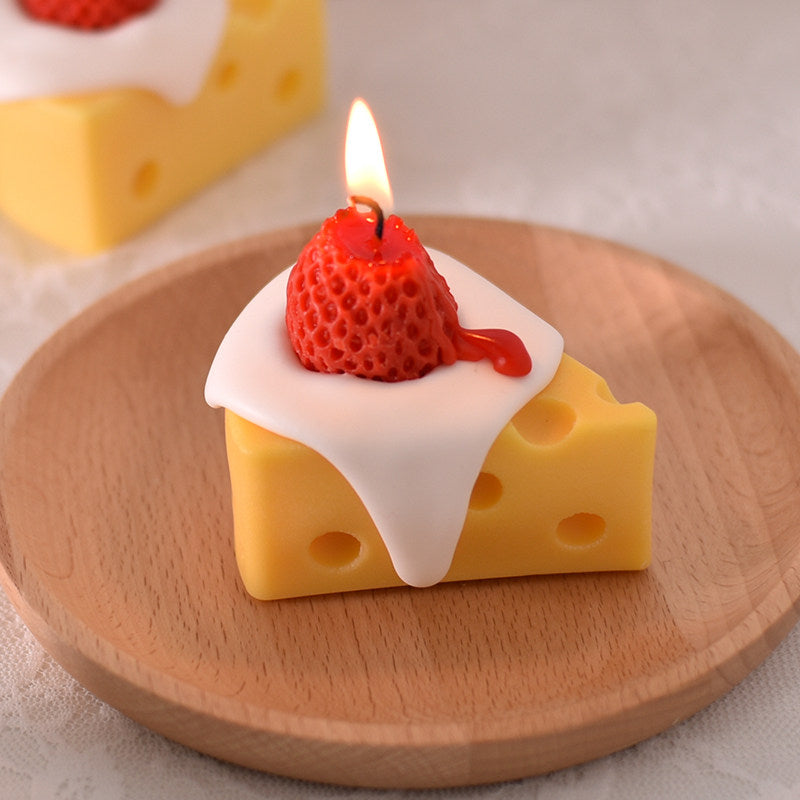 Aesthetic Strawberry Cake Candle with Sweet Cheese Scent Gift
